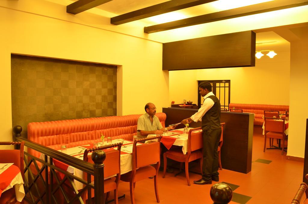 Royal Retreat Hotel Munnar Eksteriør billede